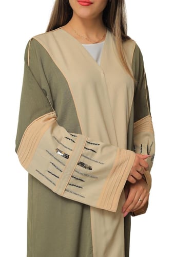 عباية لف مطرزة في الكم 1046504