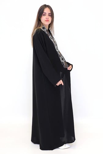 عباية لف مطرزه من لأمام 1182901