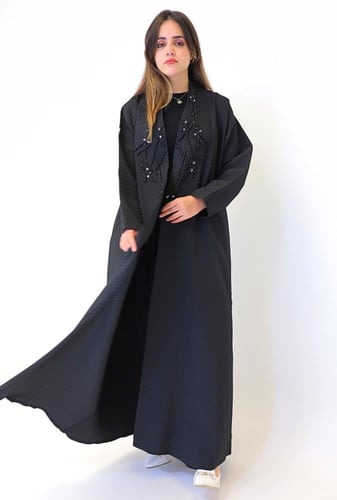 عباية لف مطرزه من لأمام 1182501