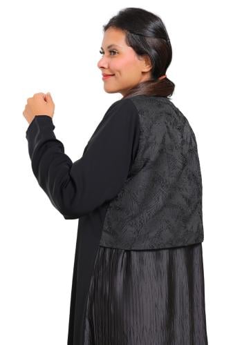 عباية لف كسرات من الخلف 1162201