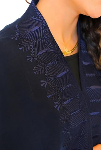 عباية لف مطرزة 1215218