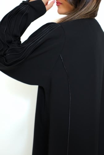 عباية مطرزة في الكم طبقات 107901