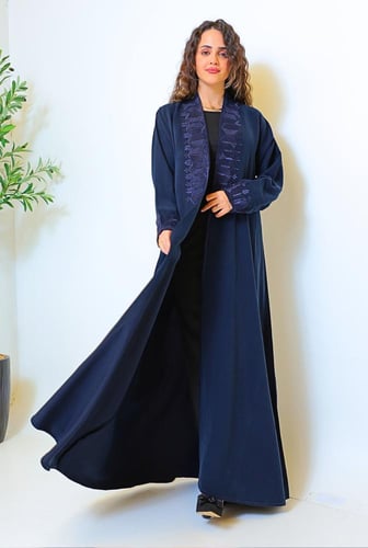 عباية لف مطرزة 1215218