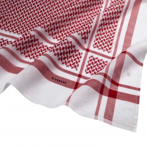 شماغ جيفنشي 2022 الأصلي