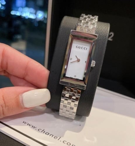 ساعة قوتشي Gucci watch