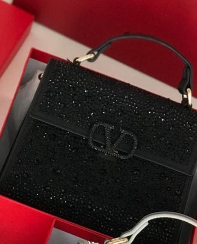 شنطه فالنتينو