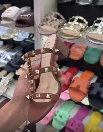 شوز فلنتينو