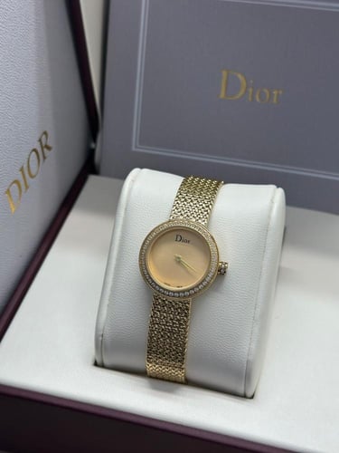 ساعة ديور نسائيه فاخره