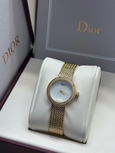 ساعة ديور نسائيه فاخره