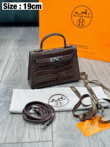 شنطه هرمز مقاس 19