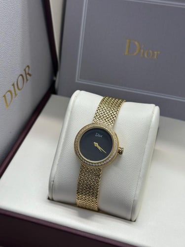 ساعة ديور نسائيه فاخره