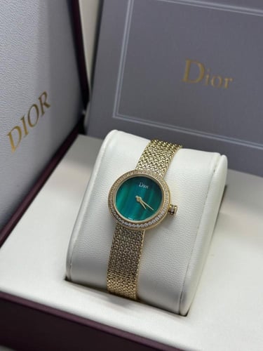 ساعة ديور نسائيه فاخره