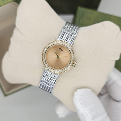 ساعة ديور نسائية فاخرة