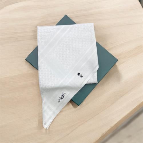 شماغ ملكي خاص كلاسك ابيض