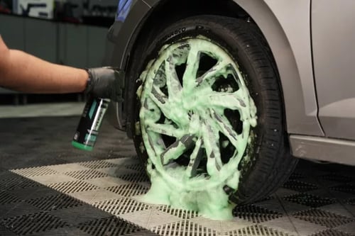 فيكسوس (VEXUS) - منظف عالي الأداء للعجلات والمحركا...