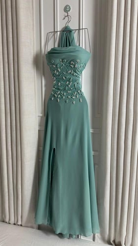 فستان سهرة تيفاني سترابلس جورجيت مطرّز