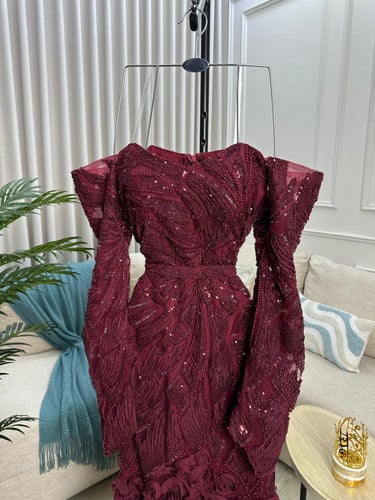 فستان سهرة أوف شولدر بورود مطرزة