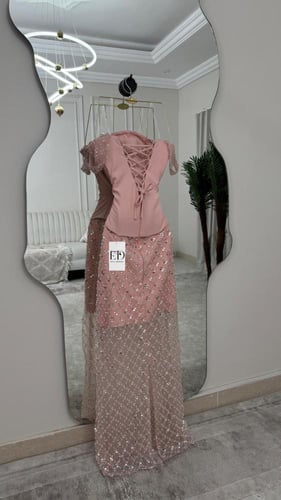 فستان سهرة وردي باربي أوف شولدر