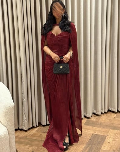 فستان سواريه فاخر بخامة الكرنكل اللامعة