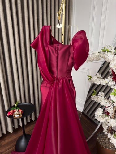 فستان سهرة احمر تطريز يدوي