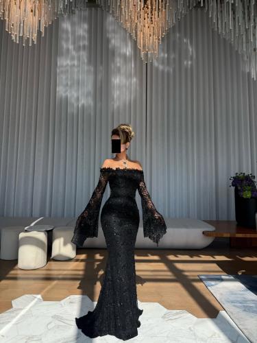 فستان سهرة أسود اوف شولدر دانتيل مطرّز