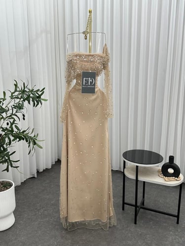 فستان ذهبي سواريه أوف شولدر