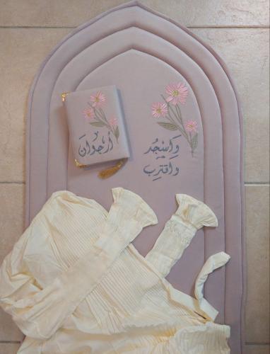 طقم الاقحوان a