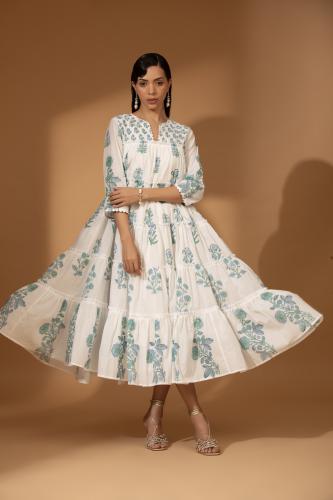 جلابية موردة بالطباعة اليدوية