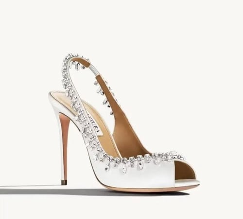 كعب Aquazzura