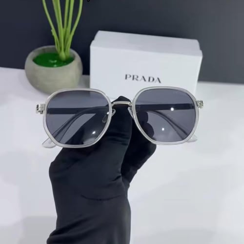 نظارة-برادا شفاف