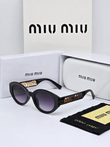 نظارة miu miu