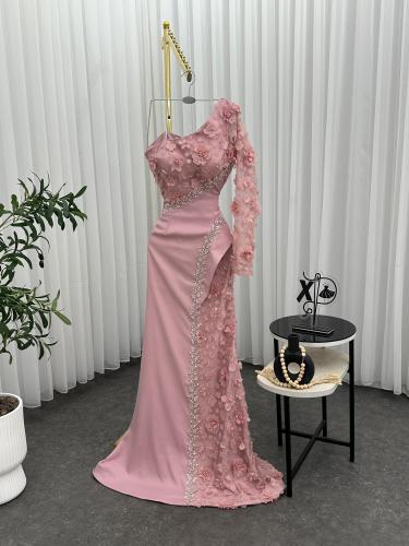 فستان سهرة وردي