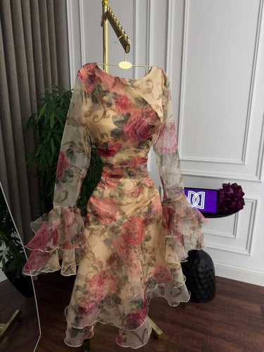 فستان بيلاروز