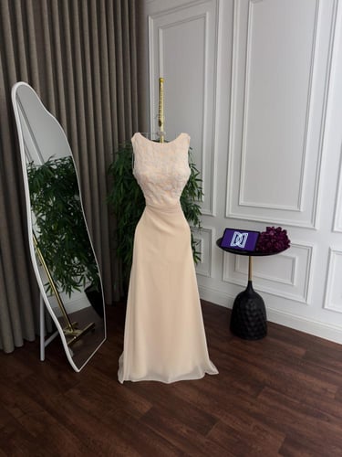 فستان بينك الهبه