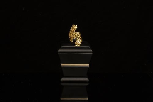 Classic ring 3.7 grams 21 karat