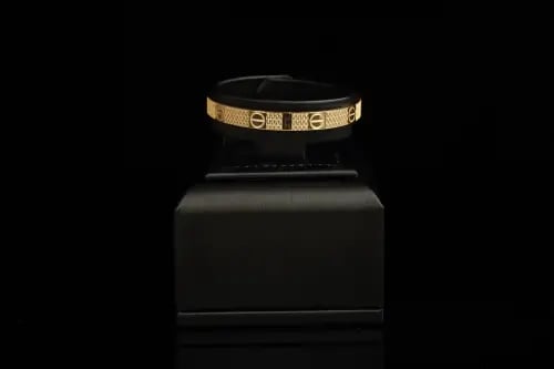 Modern design bracelet 7.6 grams