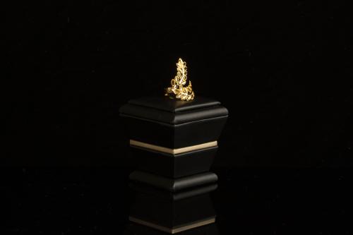 Classic ring 2.5 grams 21 karat