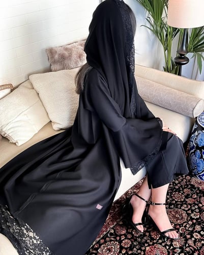 عباية السراب