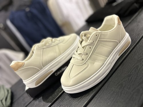 حذاء رجالي رسمي كاجوال متوفر لونين بيجي - ابيض