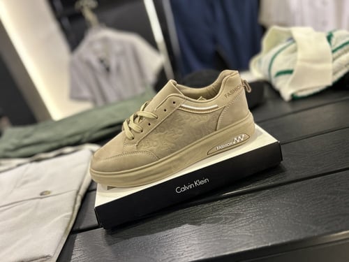 حذاء رياضي رجالي