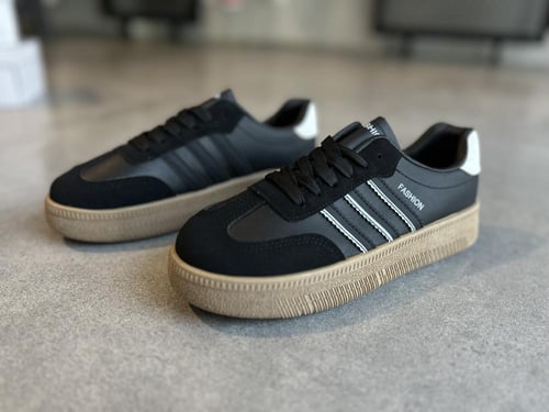 شوز رياضي كلاسيكي - أسود مع دعسه بني