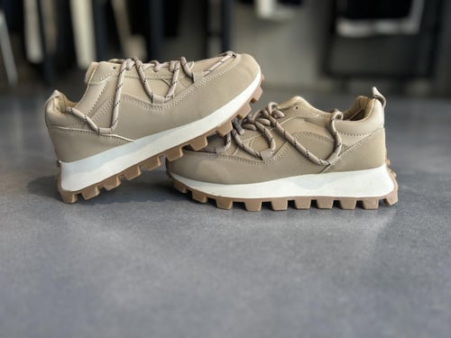 شوز كاجوال 3 الوان بيج - اسود -سكري