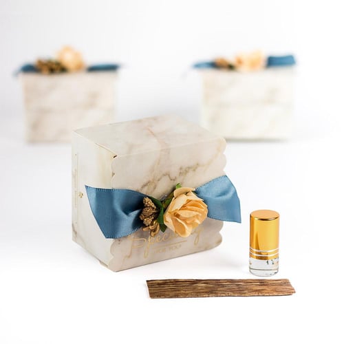 توزيعات مواليد بوكس سماوي بعود فاخر