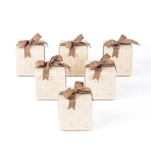 توزيعات عود – بوكس مزخرف بيج (6 قطع)