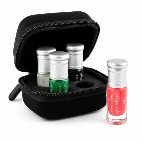 The display of the luxury musk bag with 4 distinctive fragrances A