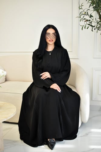 عباية/ شموخ