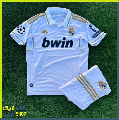 طقم رجالي ريال مدريد كلاسيك 2012