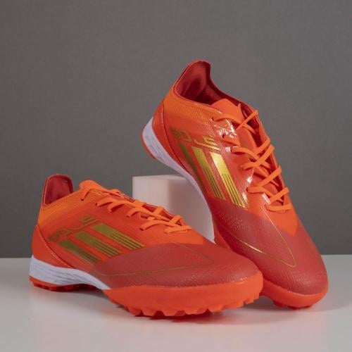 حذاء رجالي كرة قدم اديداس