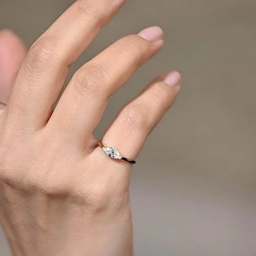 Pinky Ring Marquise Cut - خاتم ماركيز بنكي