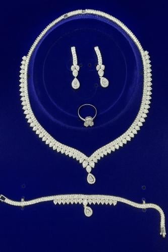 Accessory set